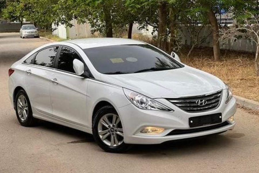 Hyundai Sonata 2012